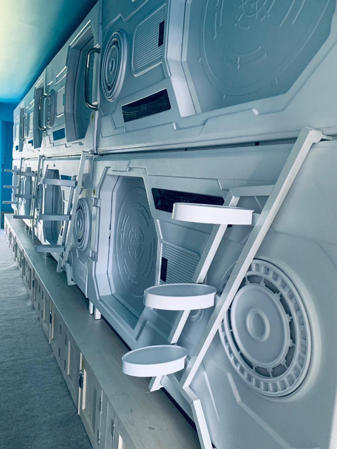Capsule Bali Capsule hotel 2*